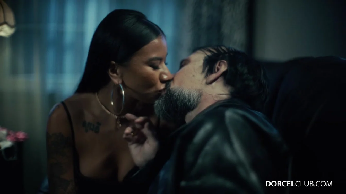 DorcelClub Ameena Green And Scarlett Alexis XXX